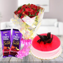 Cake & Roses With Chocolate
